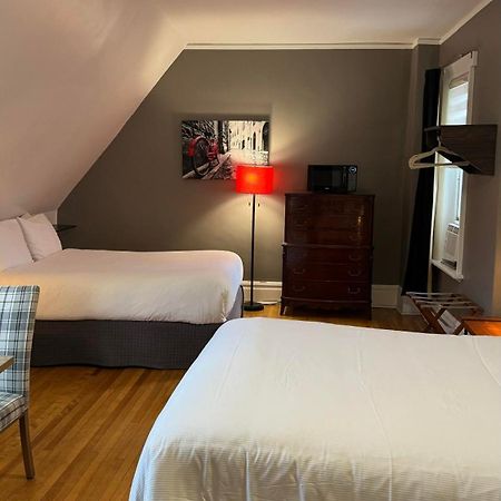 E-Hotel Des Grisons 魁北克 外观 照片
